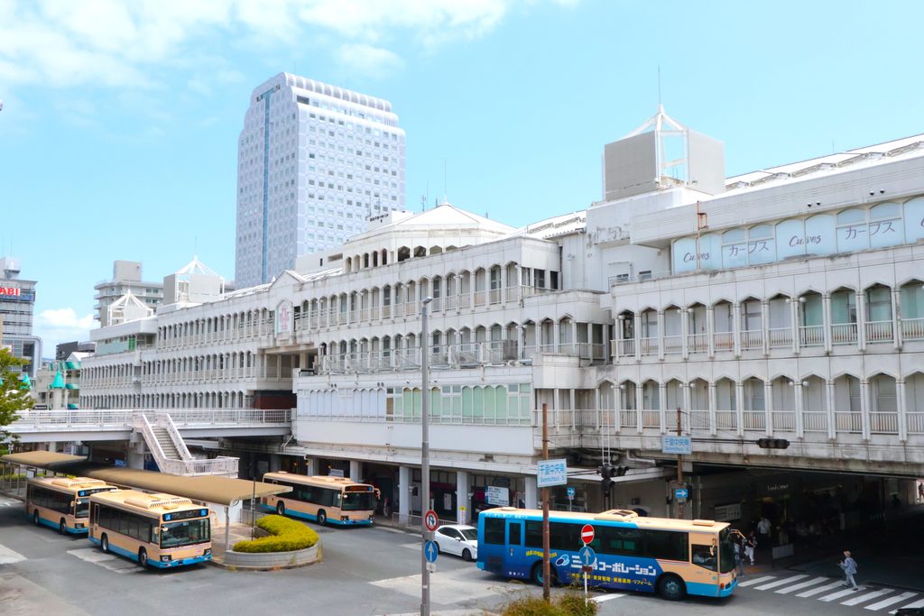 豊中市の千里中央駅前