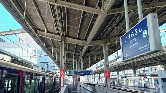 茨木市駅ホーム