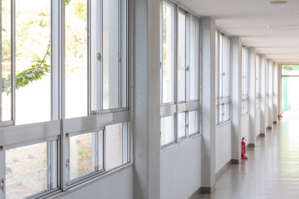 学校の廊下