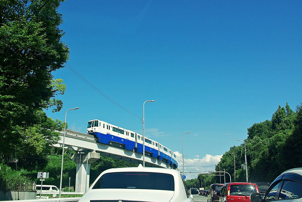 摂津市を走るモノレール