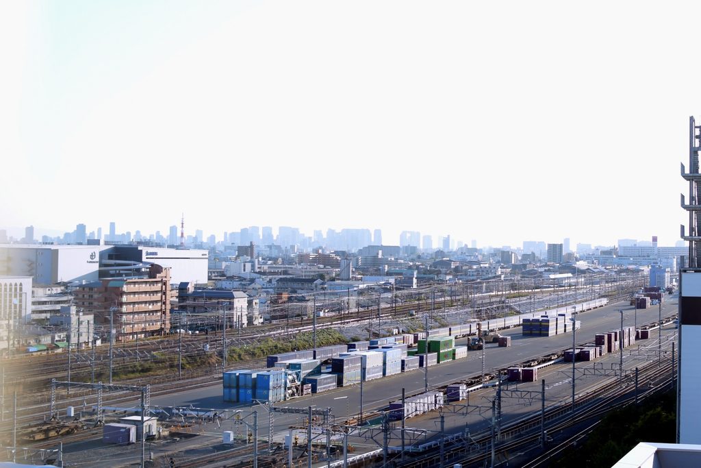 岸辺の街並み