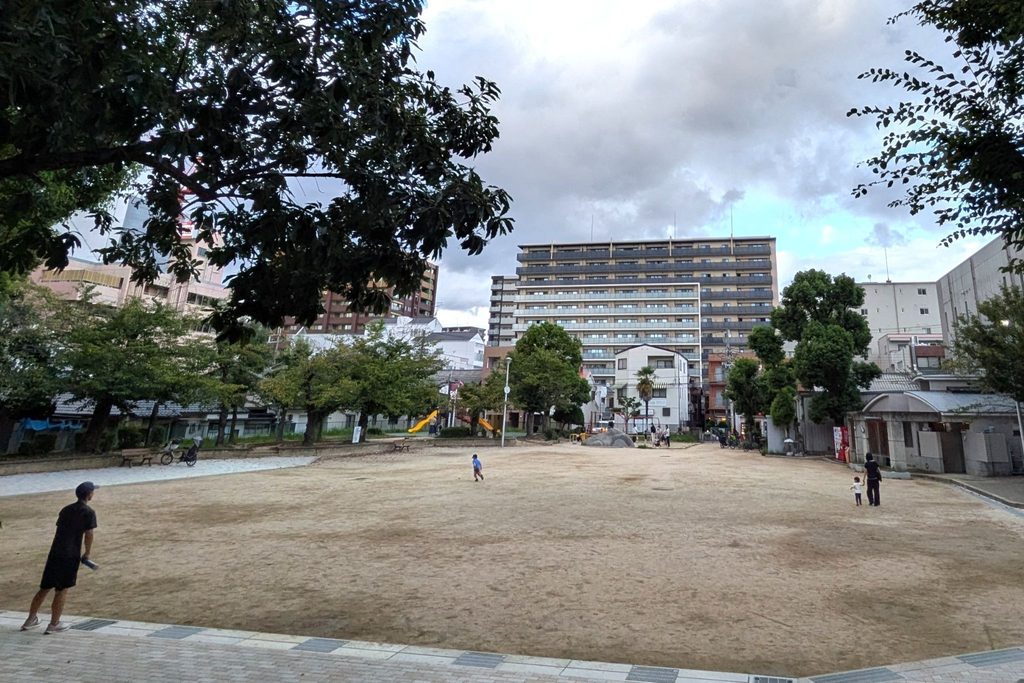 池田駅前公園